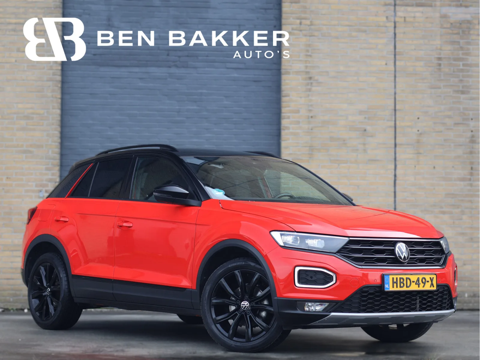 Volkswagen T-Roc (2022) — foto 1