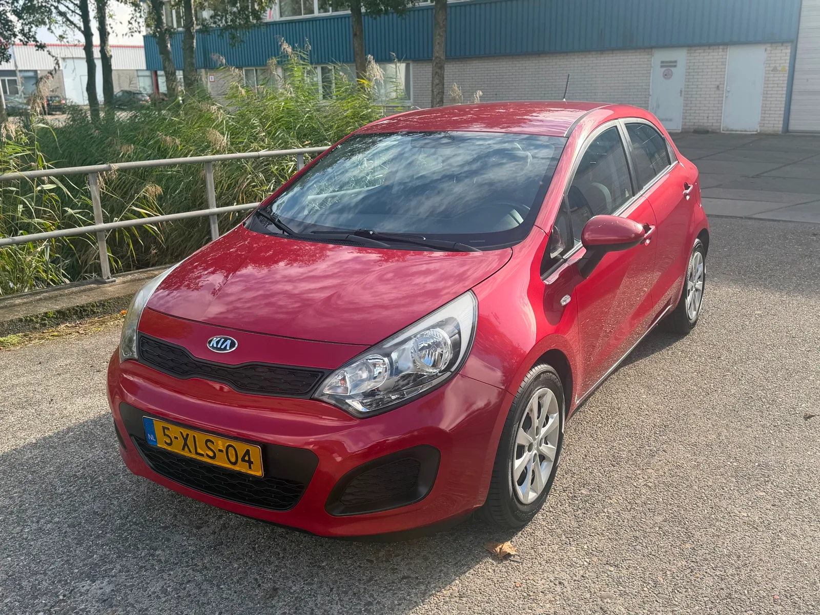 Kia Rio (2015) — foto 1