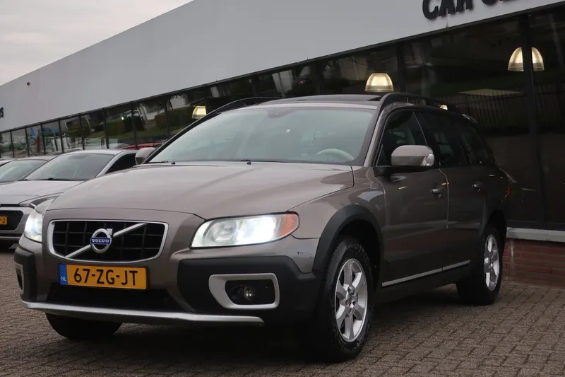 Volvo XC70 (2008)
