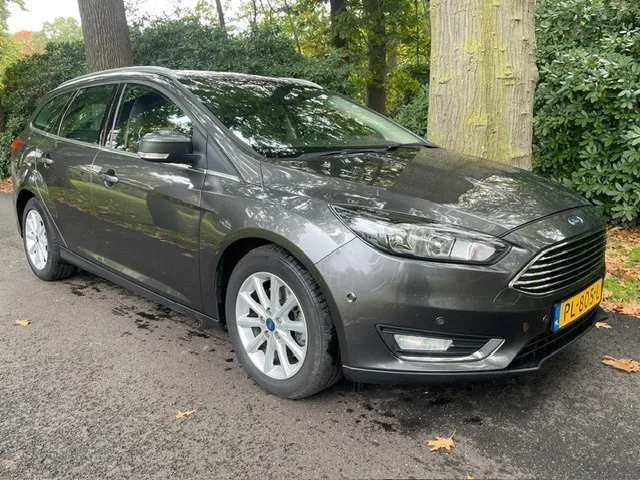 Ford Focus (2017) — foto 1