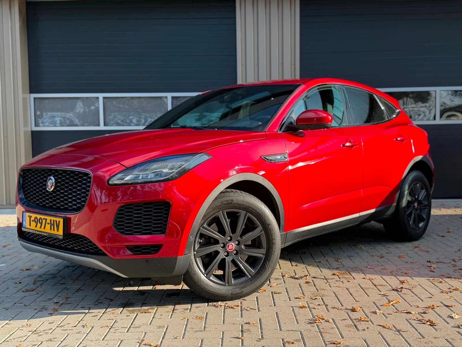 Jaguar E-Pace (2018) — foto 1