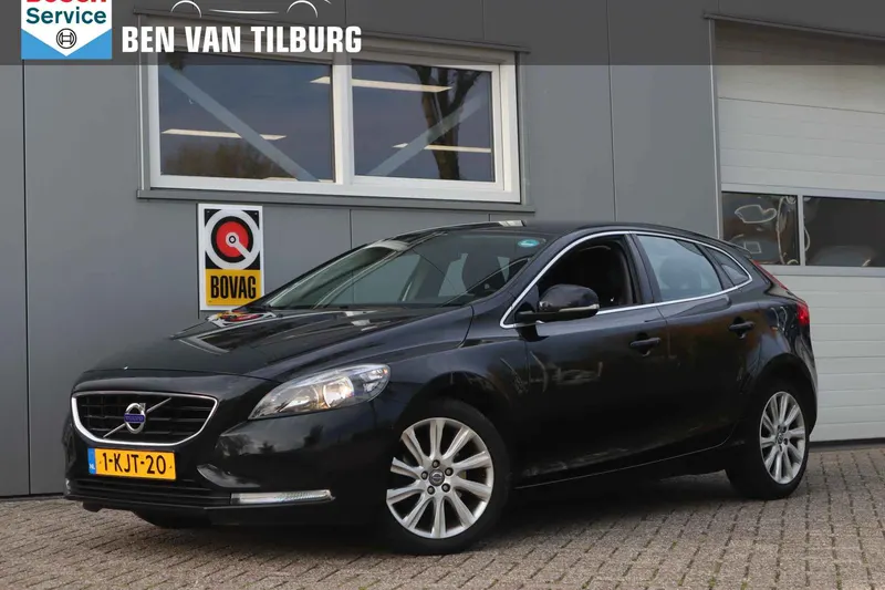 Volvo V40 (2013)