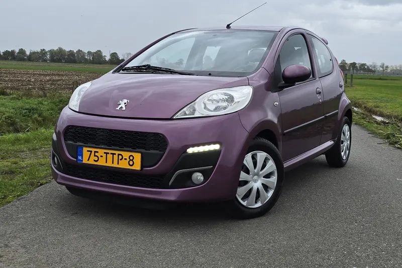 Peugeot 107 (2012)