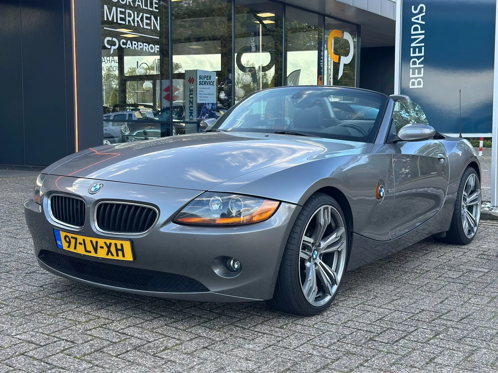 BMW Z4 (2003) — foto 1