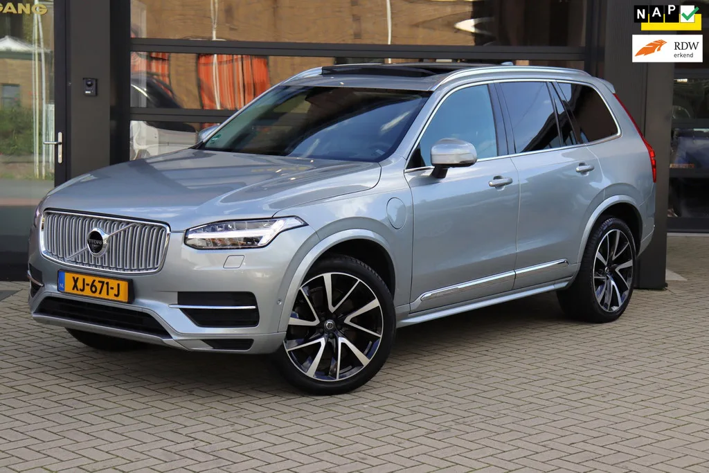 Volvo XC90 (2019) — foto 1