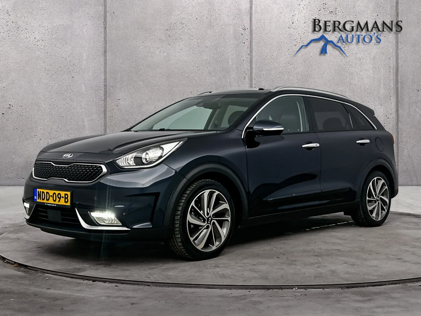 Kia Niro (2017) — foto 1
