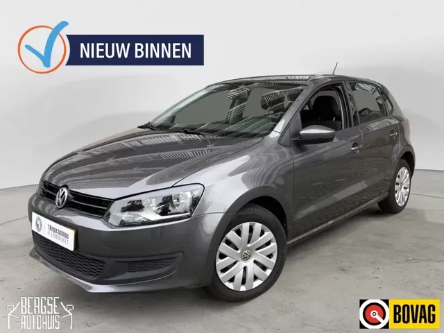 Volkswagen Polo (2013) — foto 1