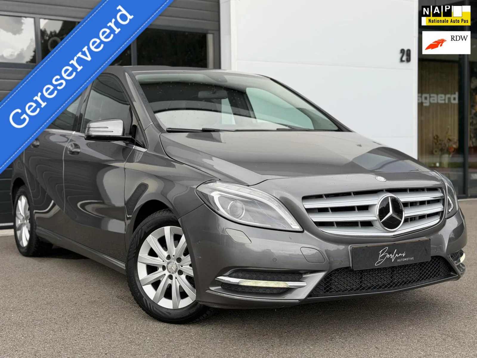 Mercedes-Benz B-Klasse (2013) — foto 1