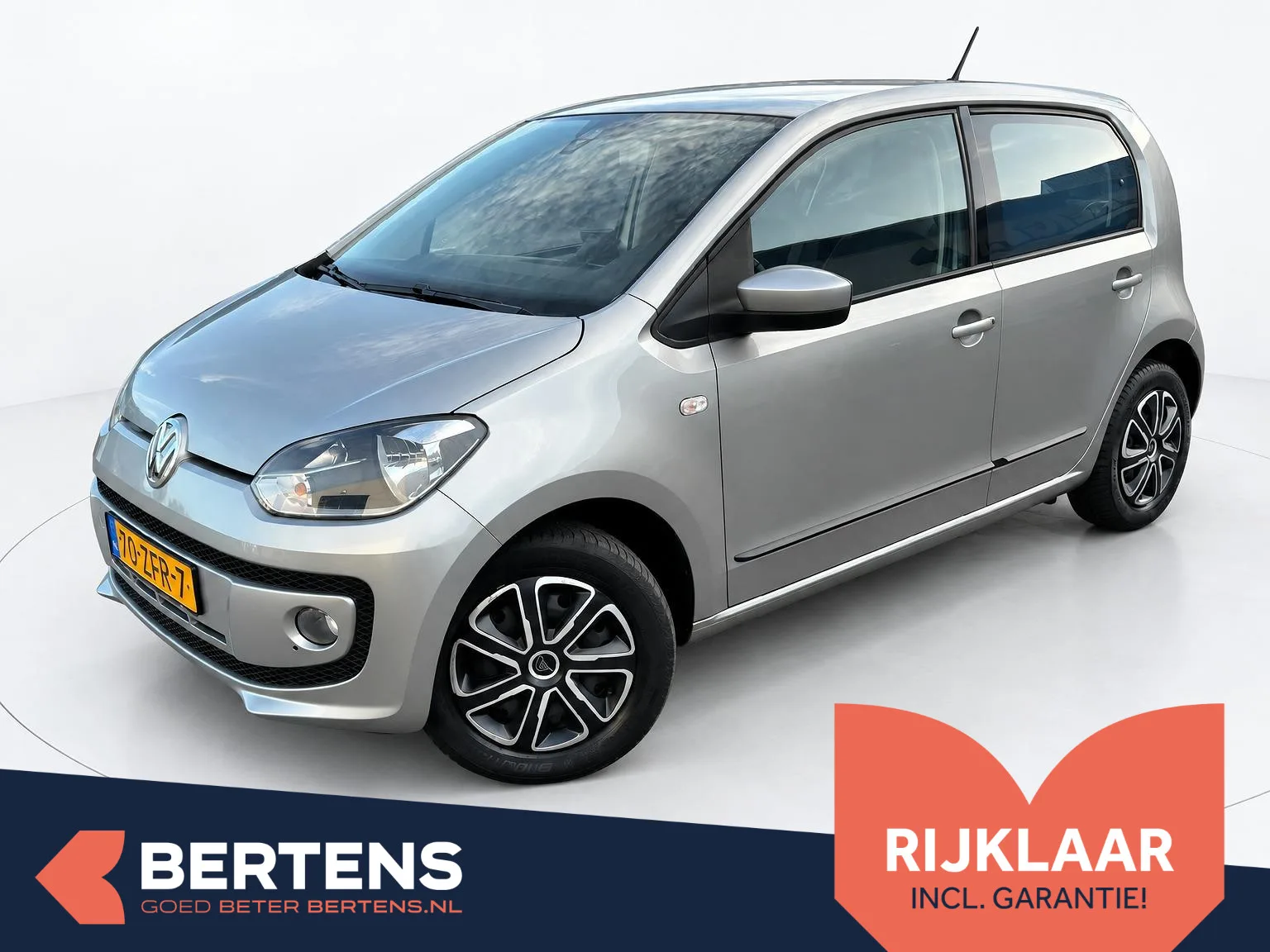 Volkswagen Up! (2012) — foto 1