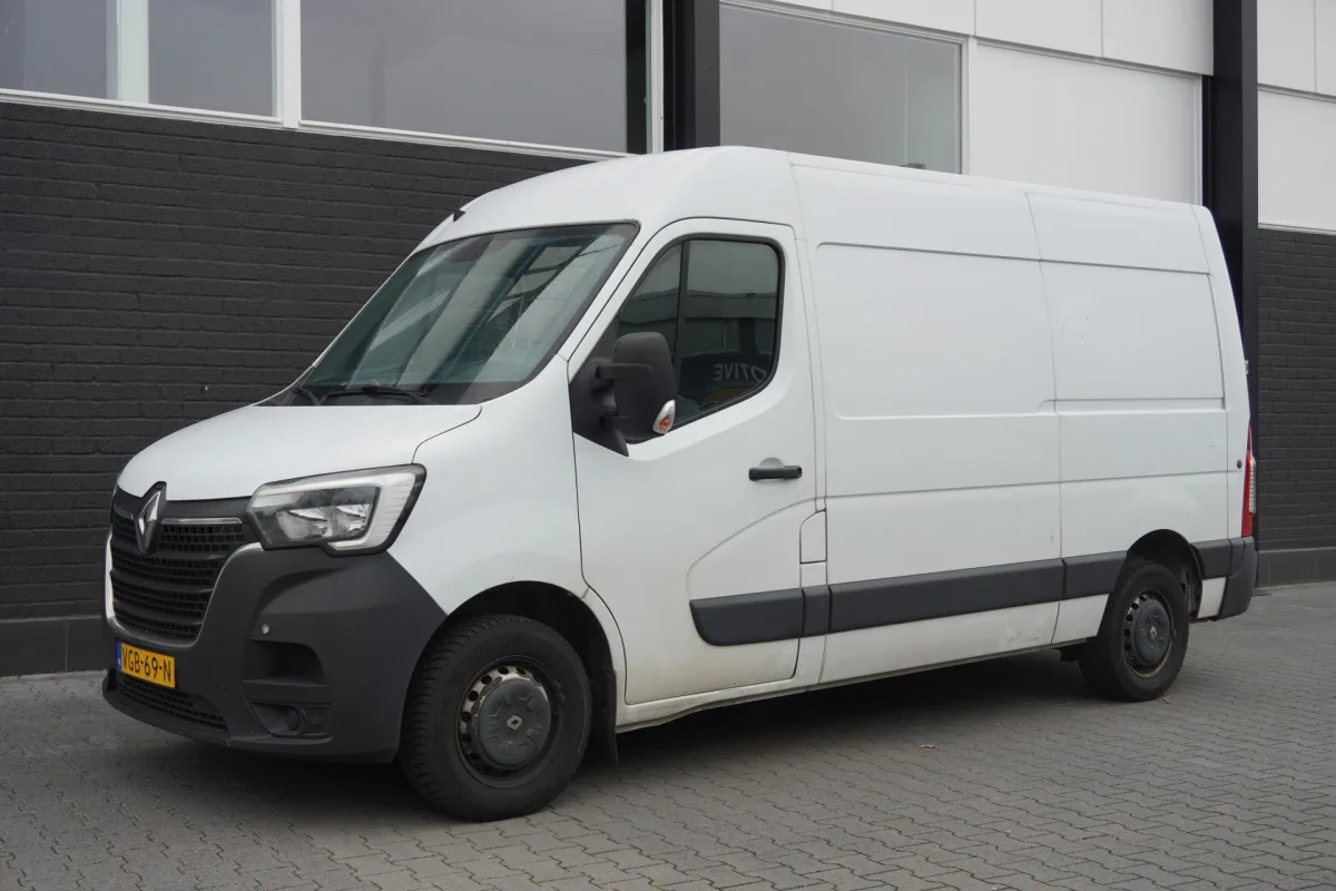 Renault Master (2020) — foto 1