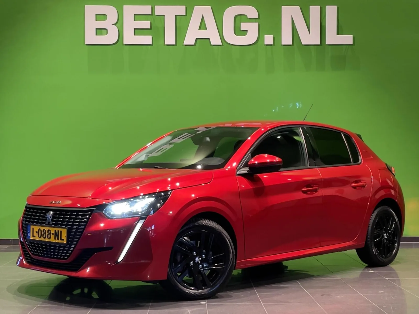 Peugeot 208 (2021) — foto 1