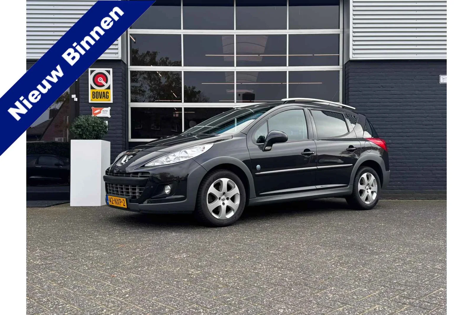 Peugeot 207 (2011) — foto 1