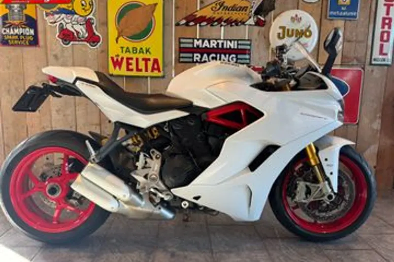 Ducati Supersport S (2018)