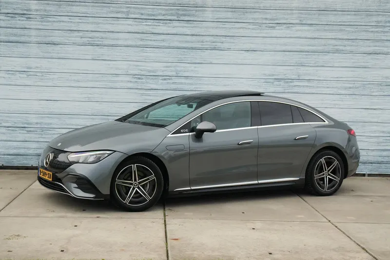 Mercedes-Benz EQE (2022)