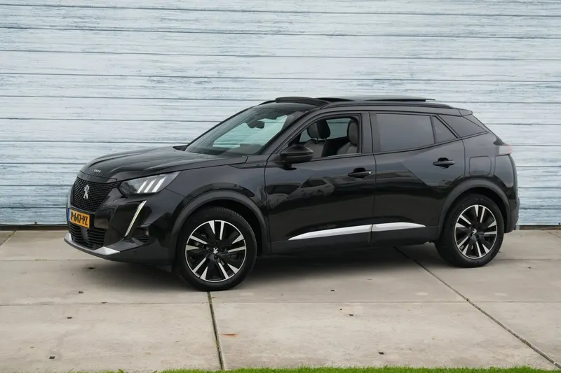 Peugeot e-2008 (2021)