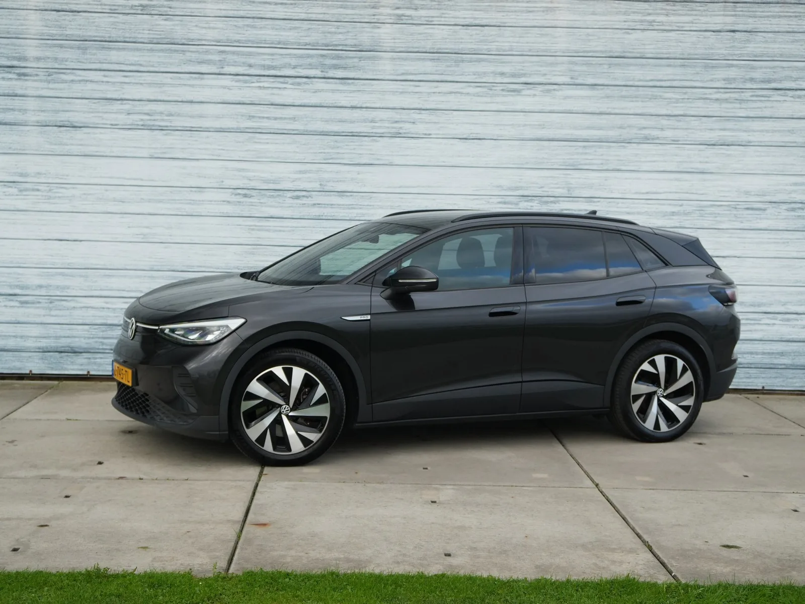Volkswagen ID.4 (2021) — foto 1