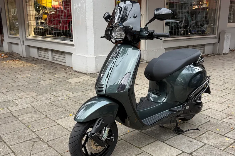 Vespa Sprint 125 (2025)