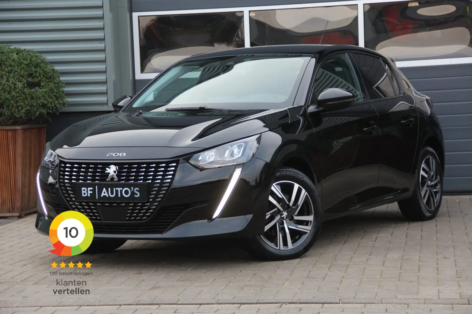 Peugeot 208 (2023) — foto 1