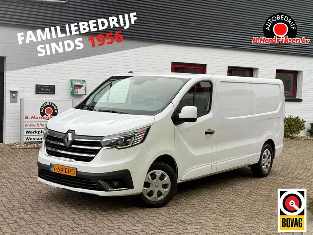 Renault Trafic (2024) — foto 1