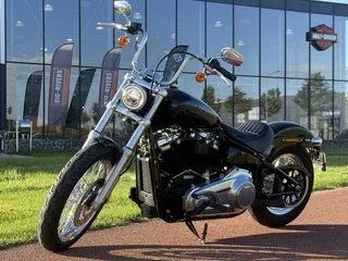 Harley-Davidson Softail Standard (2021) — foto 1