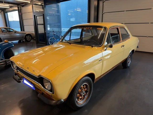 Ford Escort (1974) — foto 1