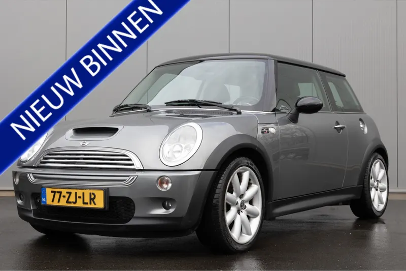 MINI Cooper (2002)
