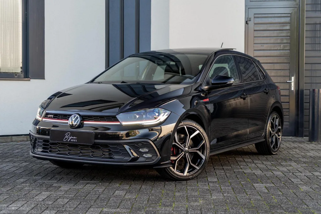 Volkswagen Polo (2023) — foto 1
