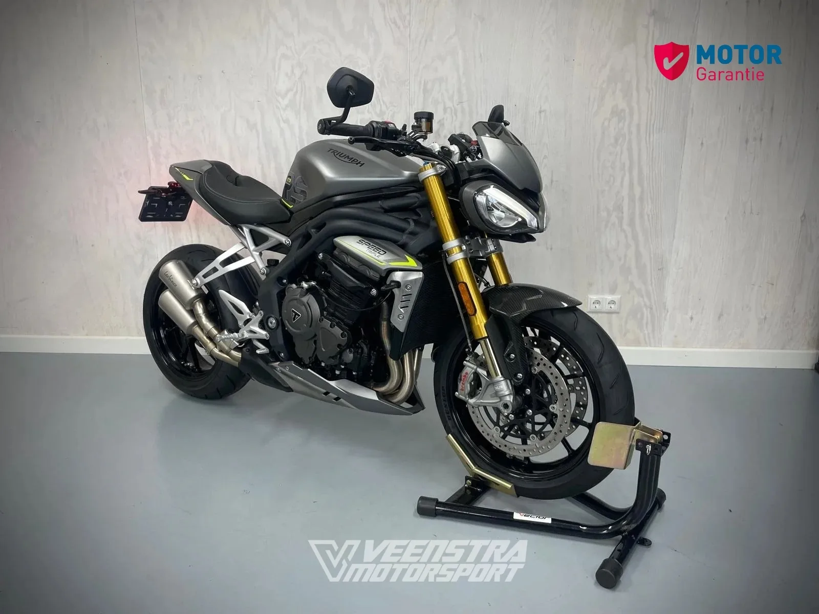 Triumph Speed Triple 1200 (2022) — foto 1