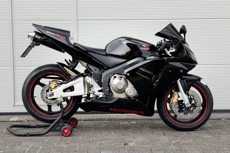Honda CBR 600 RR (2003)