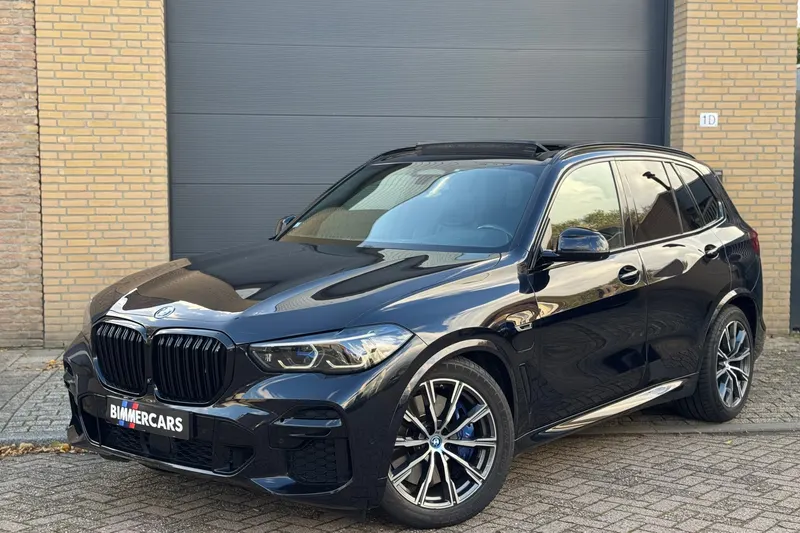 BMW X5 (2021)