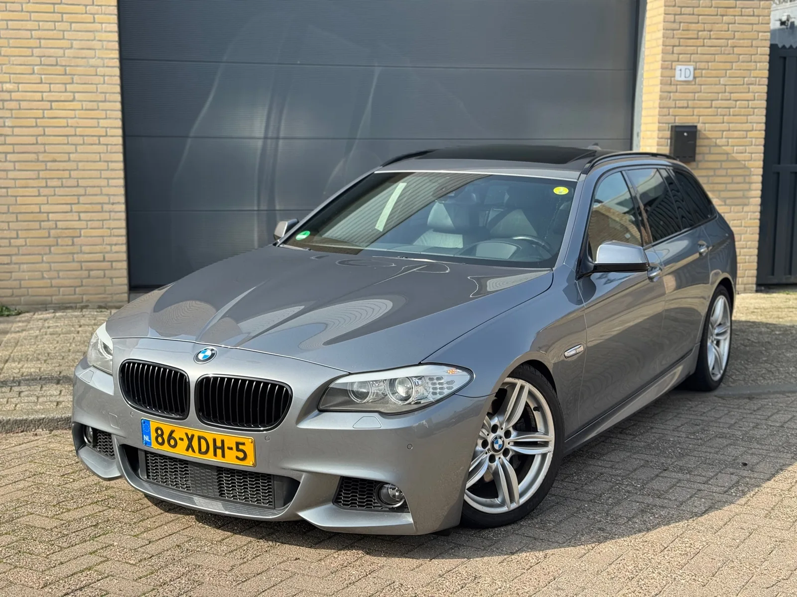 BMW 5-Serie (2011) — foto 1