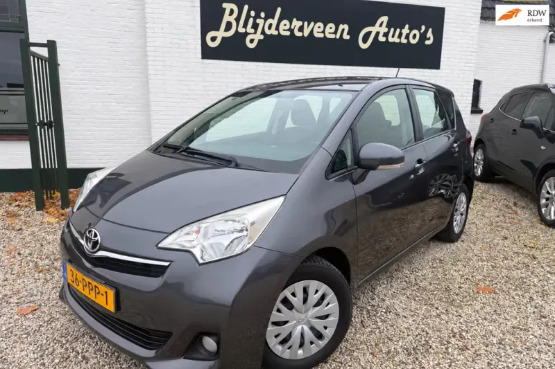 Toyota Verso (2011)