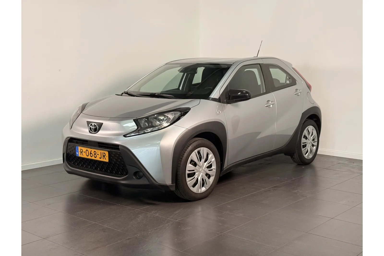 Toyota Aygo X (2022) — foto 1