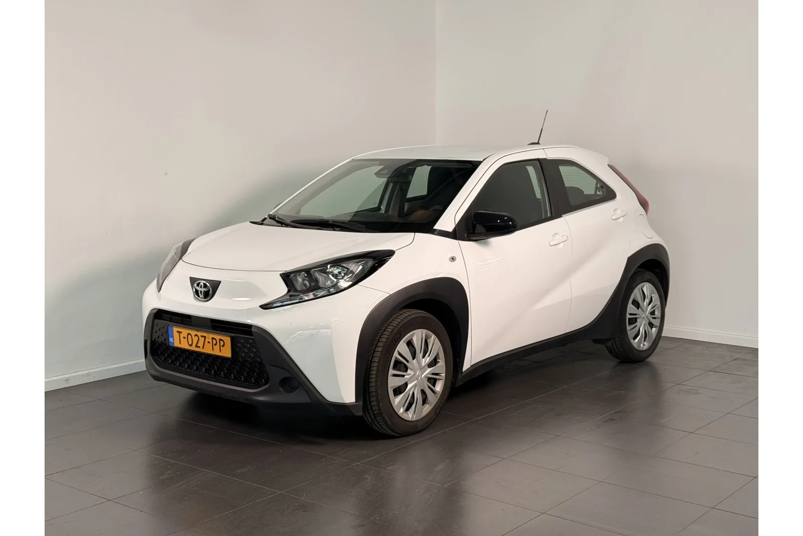Toyota Aygo X (2023) — foto 1