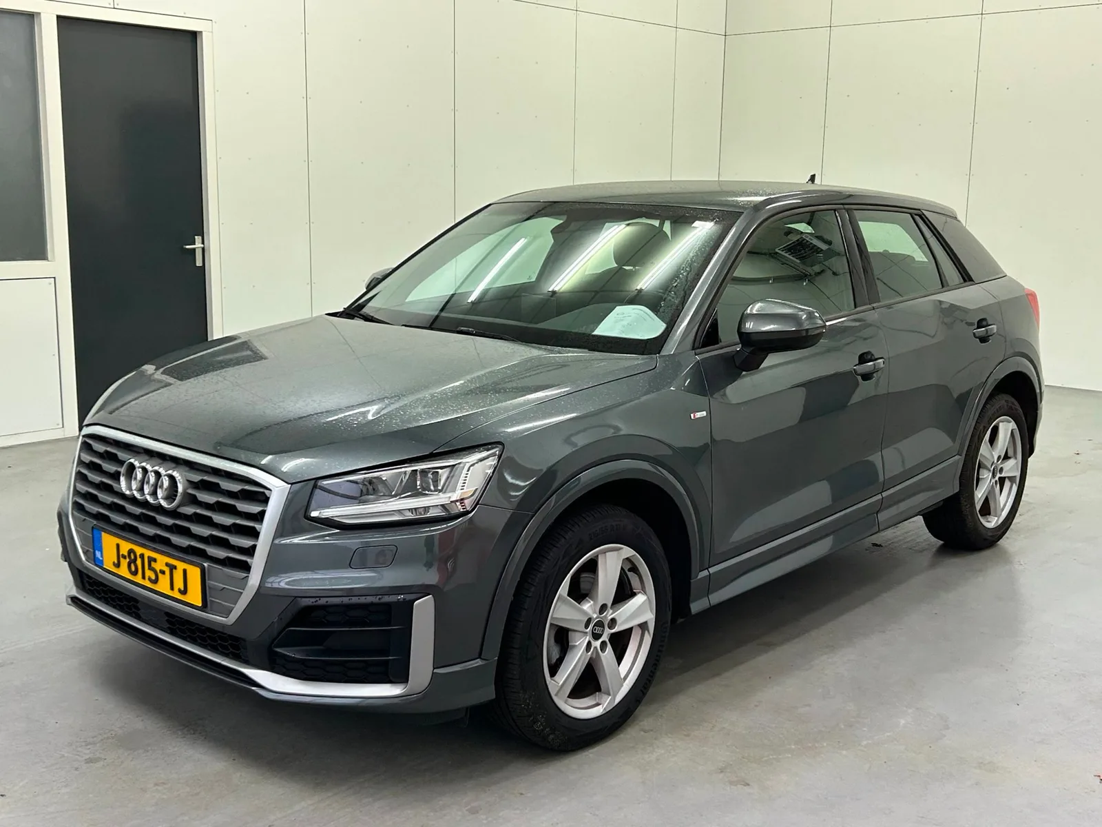 Audi Q2 (2020) — foto 1