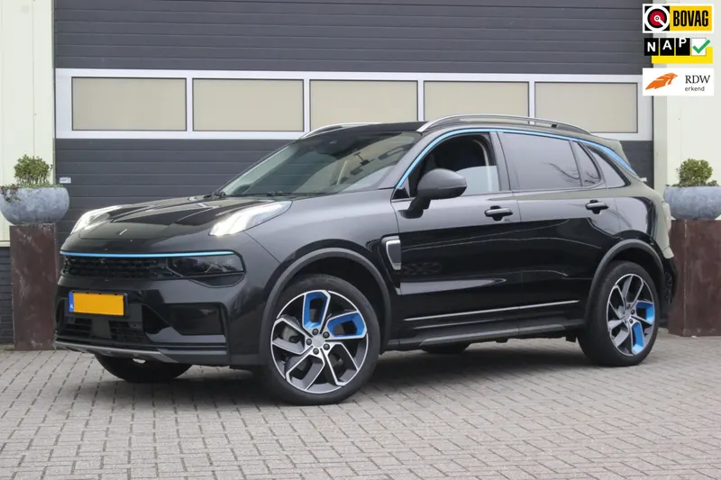 Lynk & Co 01 (2024)