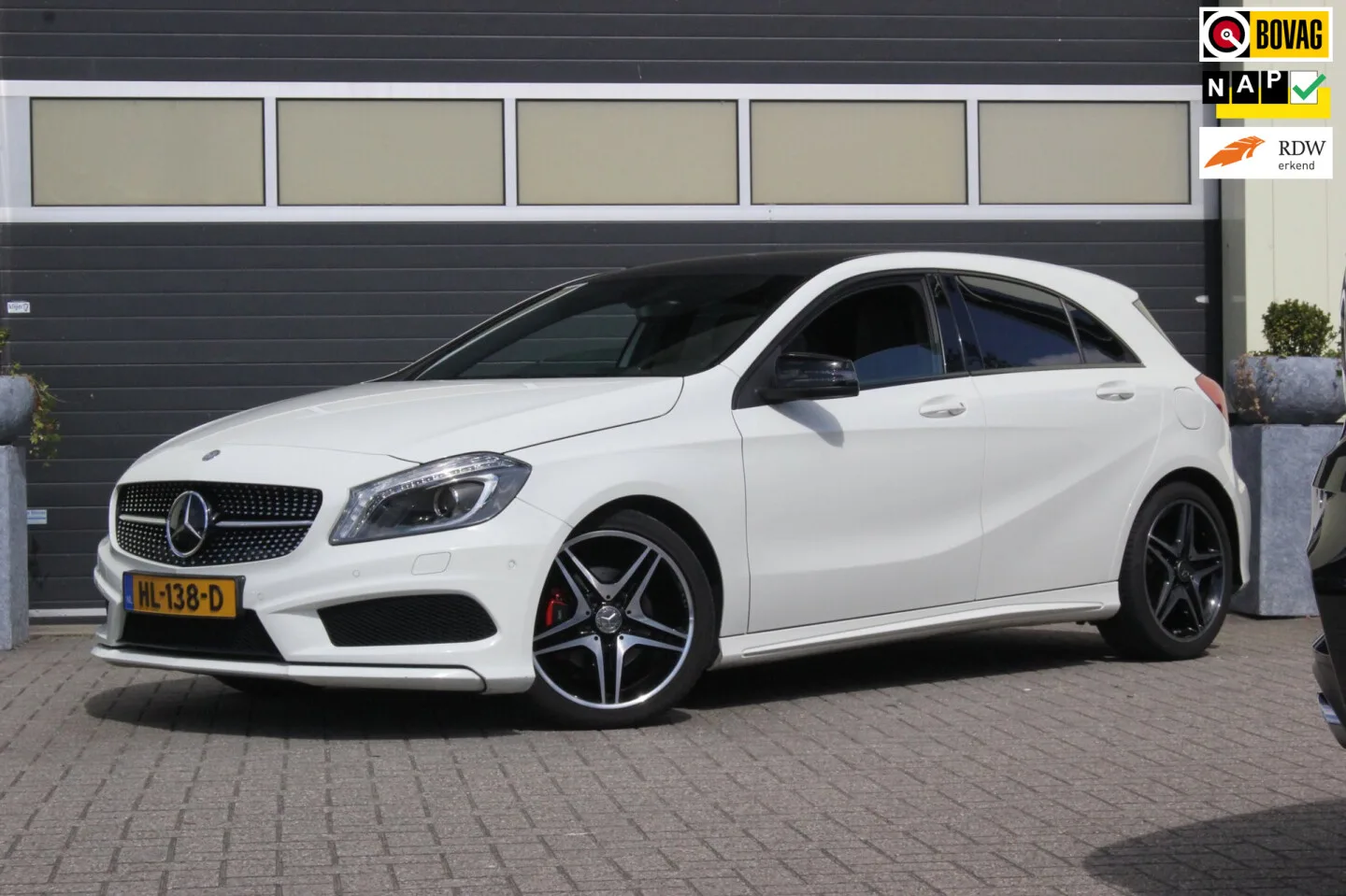 Mercedes-Benz A-Klasse (2015) — foto 1