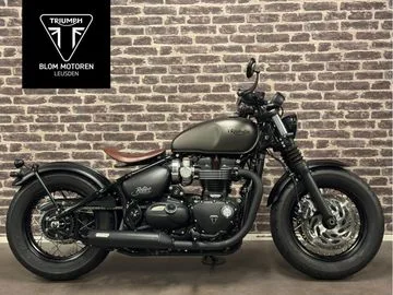 Triumph Bonneville Bobber (2020) — foto 1