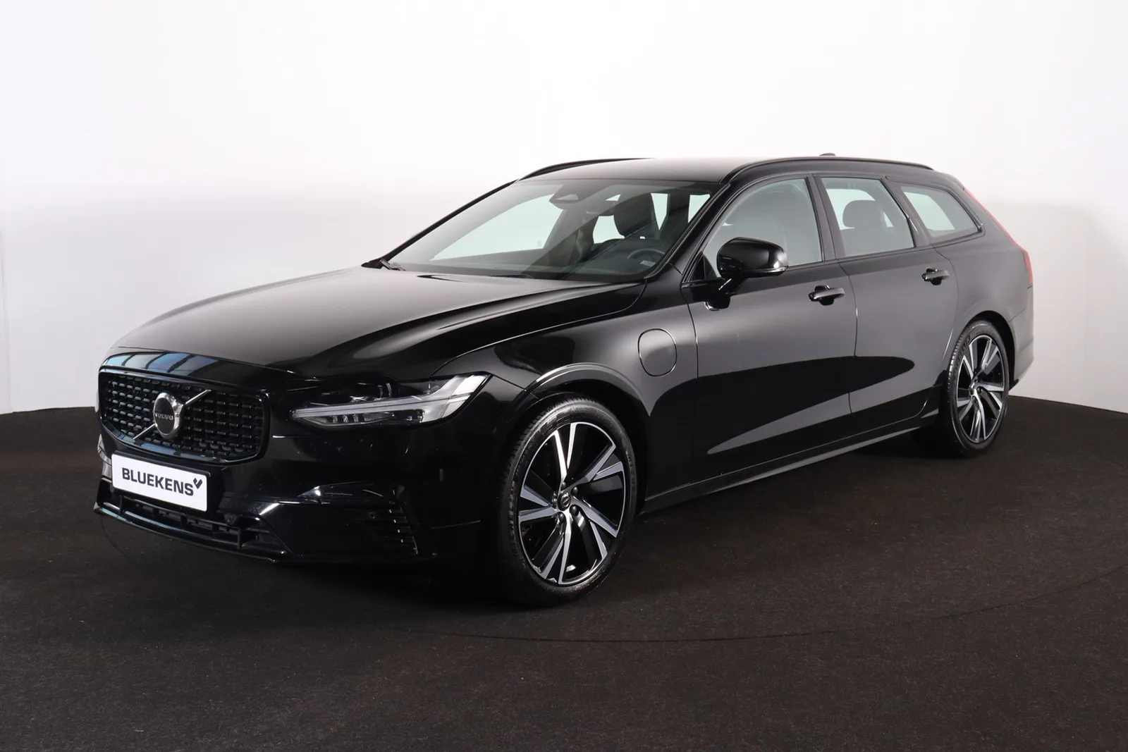 Volvo V90 (2021) — foto 1