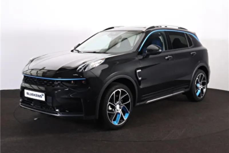 Lynk & Co 01 (2022)