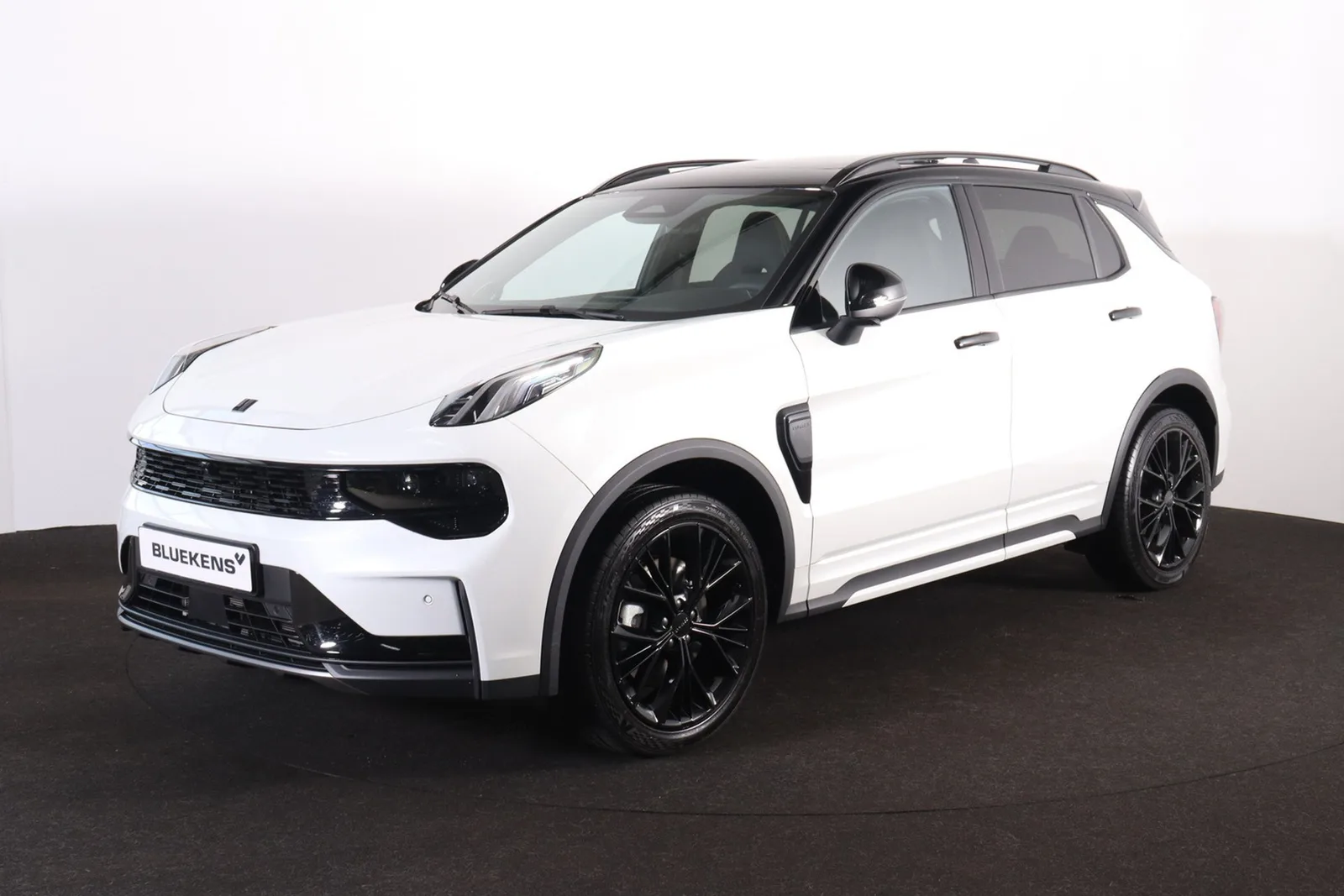 Lynk & Co 01 (2026) — foto 1