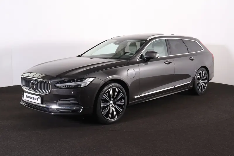 Volvo V90 (2022)