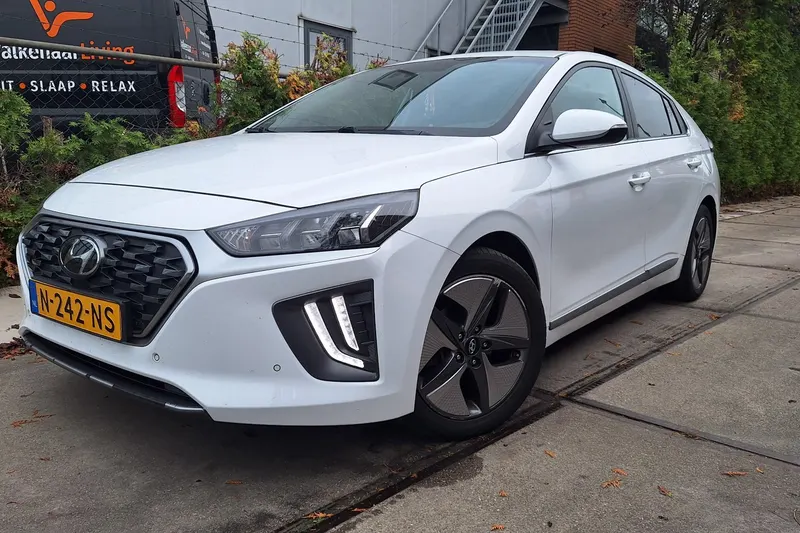 Hyundai Ioniq (2020)
