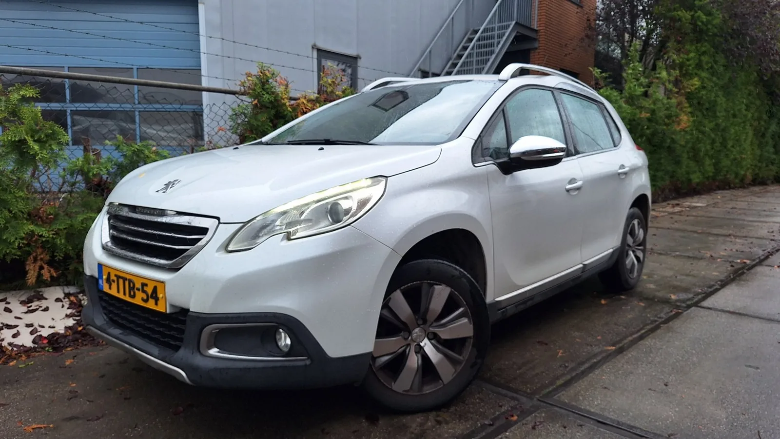 Peugeot 2008 (2014) — foto 1