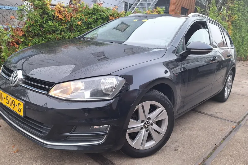 Volkswagen Golf (2016)