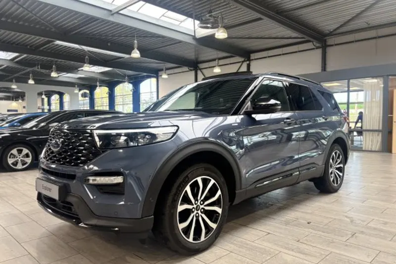Ford Explorer (2021)