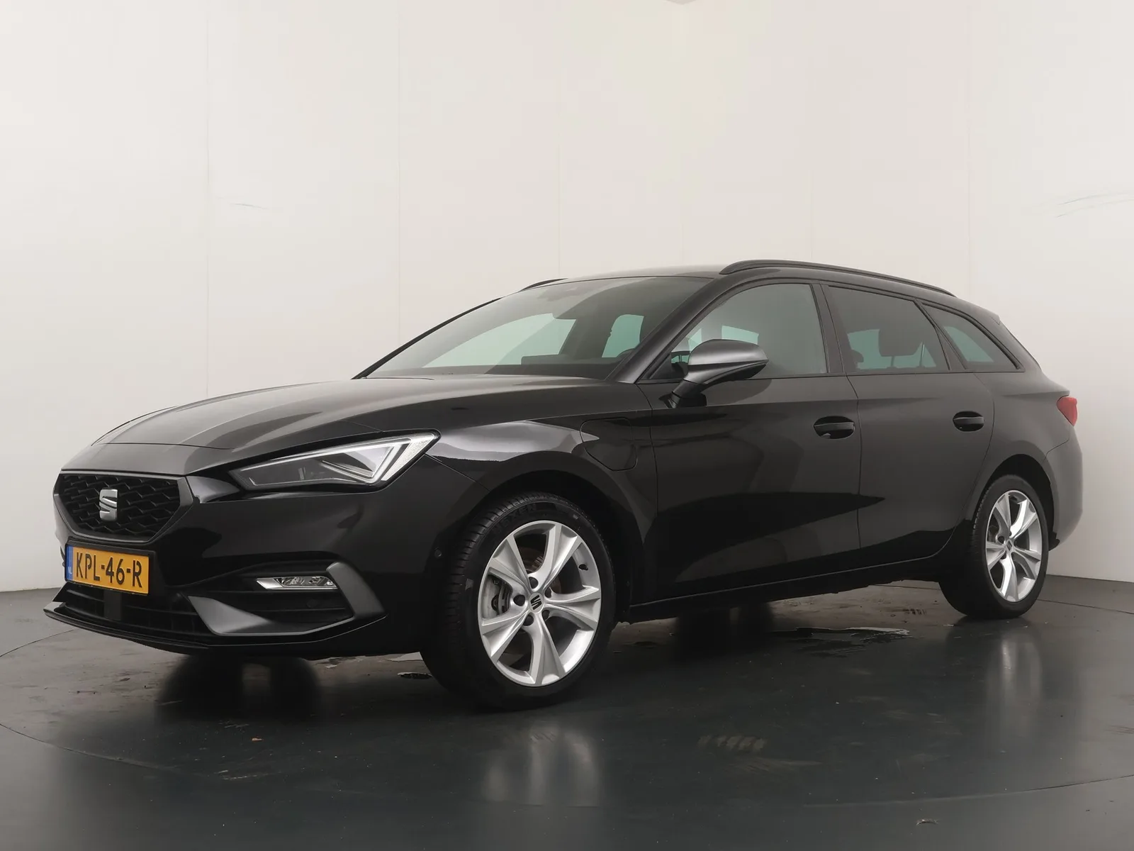SEAT Leon Sportstourer (2025) — foto 1