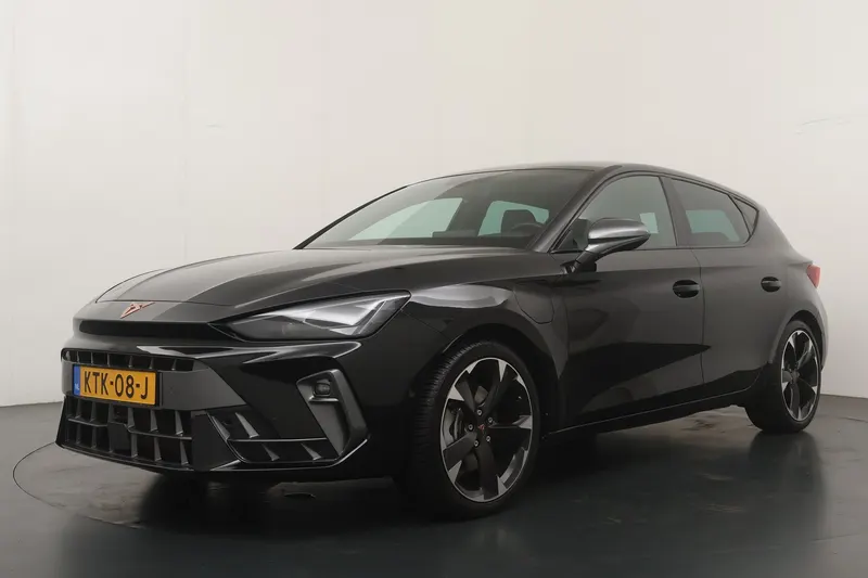 CUPRA Leon (2025)