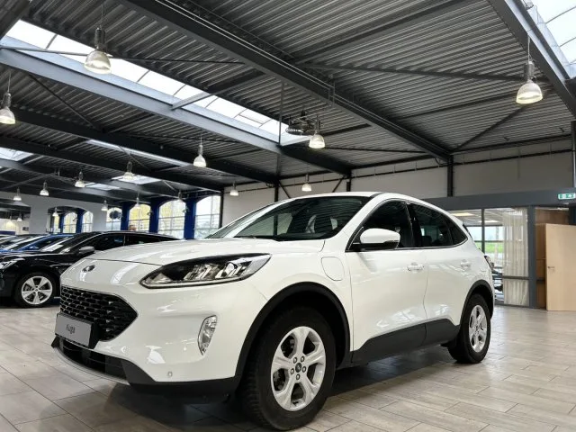 Ford Kuga (2022) — foto 1