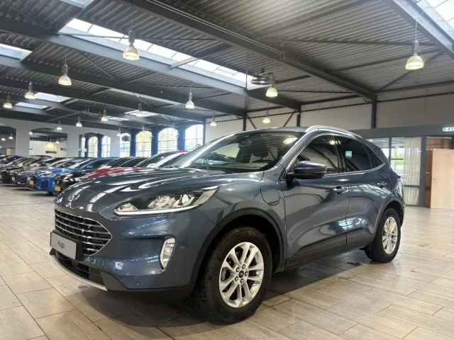 Ford Kuga (2022) — foto 1